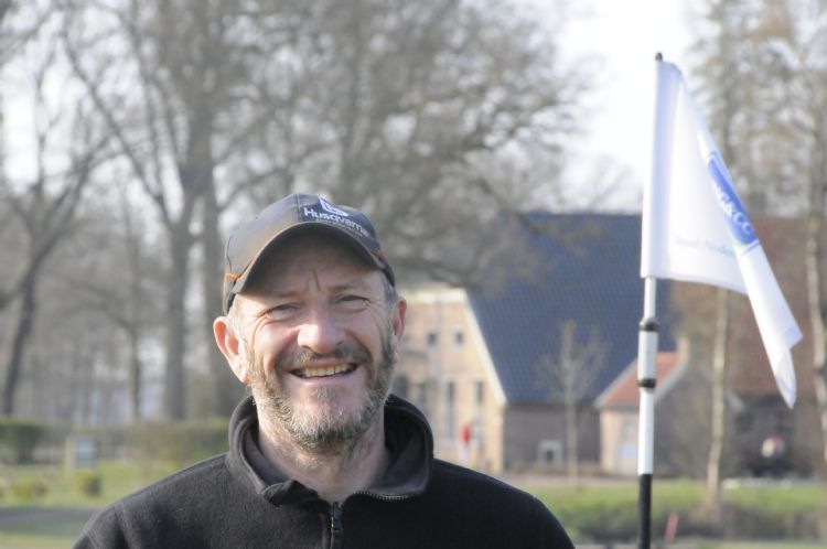 Hoofdgreenkeeper Allan Salmond van de NNGCC Hoofdgreenkeeper Allan Salmond van de NNGCC