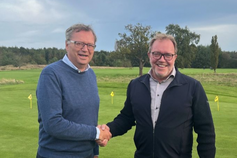 Hans Schaap, eigenaar HGEHollandsche Golfclub en Wolter Pelt, algemeen directeur BurgGolf Golfbanen (Foto: Hollandsche Golfclub)