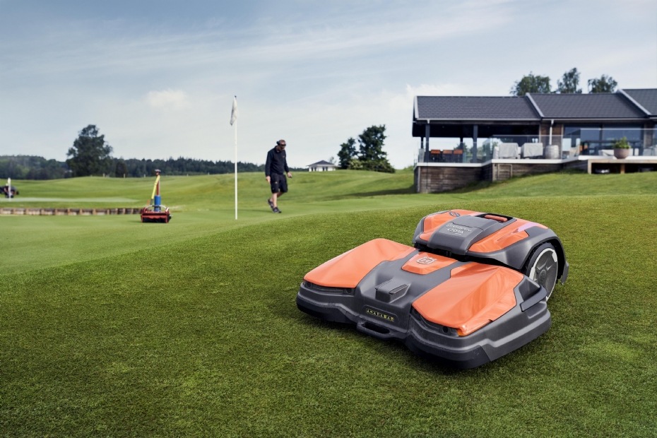 Husqvarna Ceora op de golfbaan