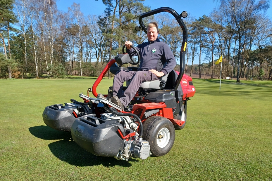 Gijs Compas showt de nieuwe Greensmaster